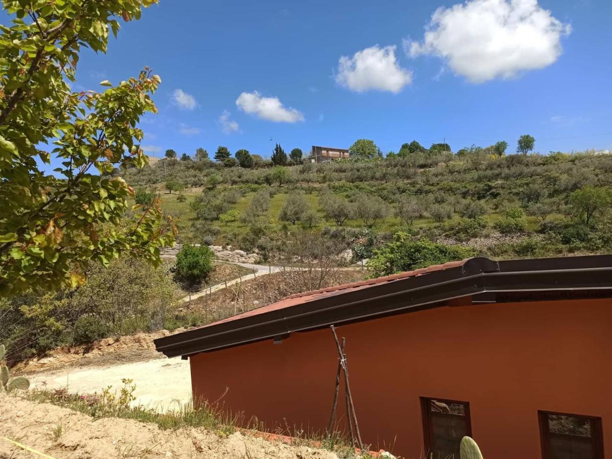 La Casa Dei Sogni Hotel Agira Luaran gambar