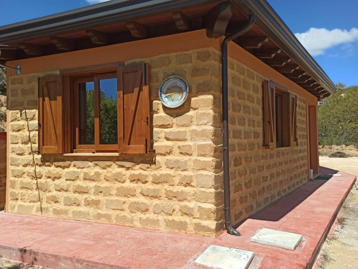 La Casa Dei Sogni Hotel Agira Luaran gambar