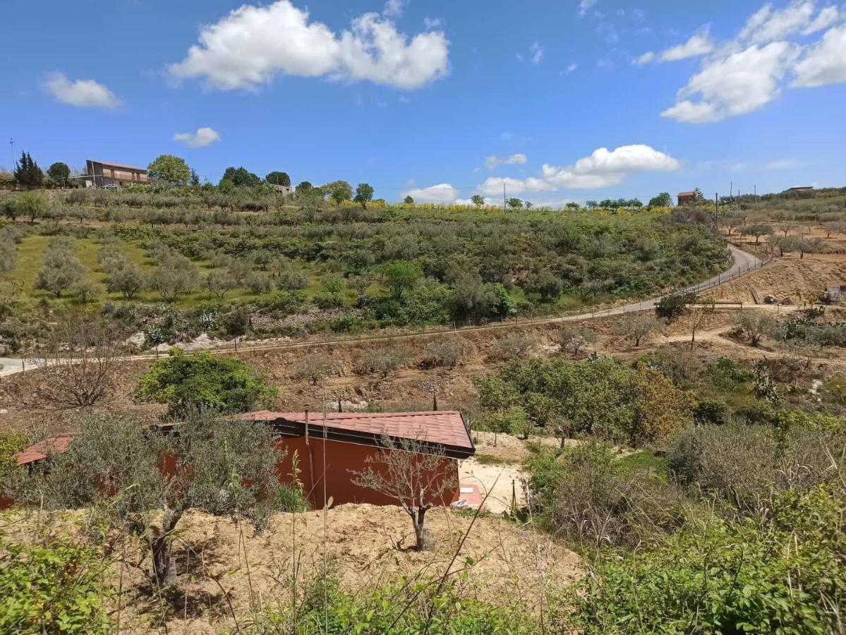 La Casa Dei Sogni Hotel Agira Luaran gambar