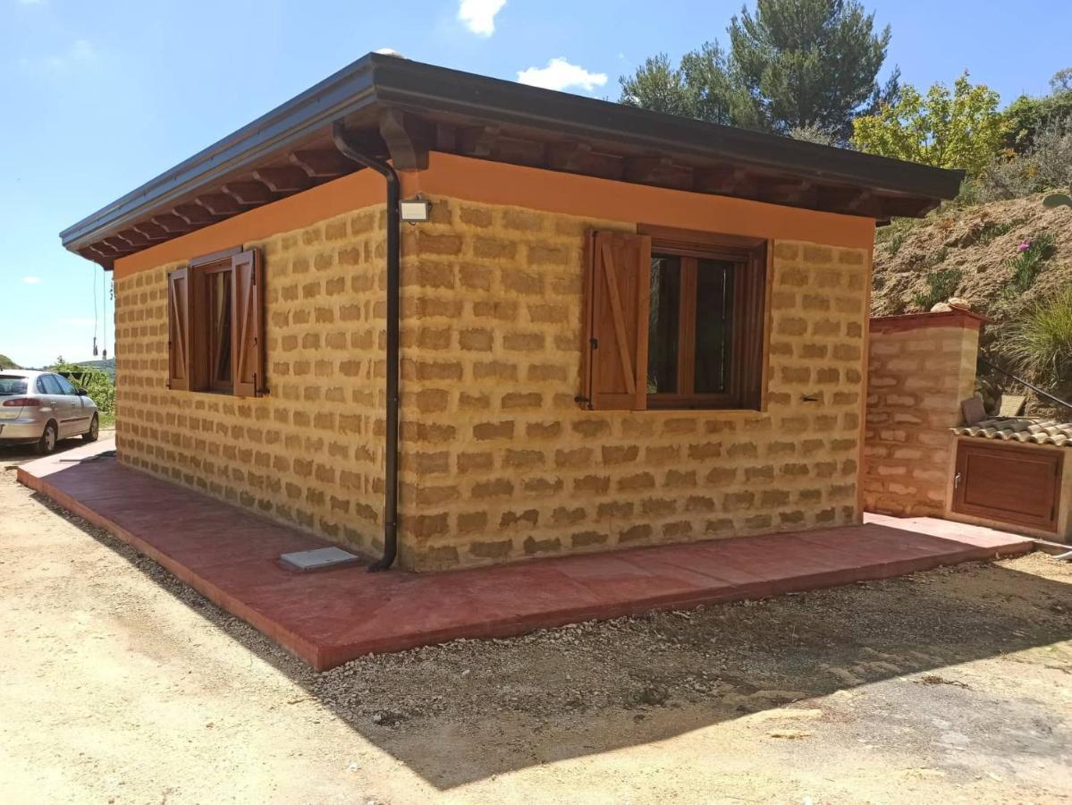 La Casa Dei Sogni Hotel Agira Luaran gambar