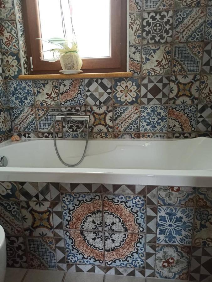 La Casa Dei Sogni Hotel Agira Luaran gambar