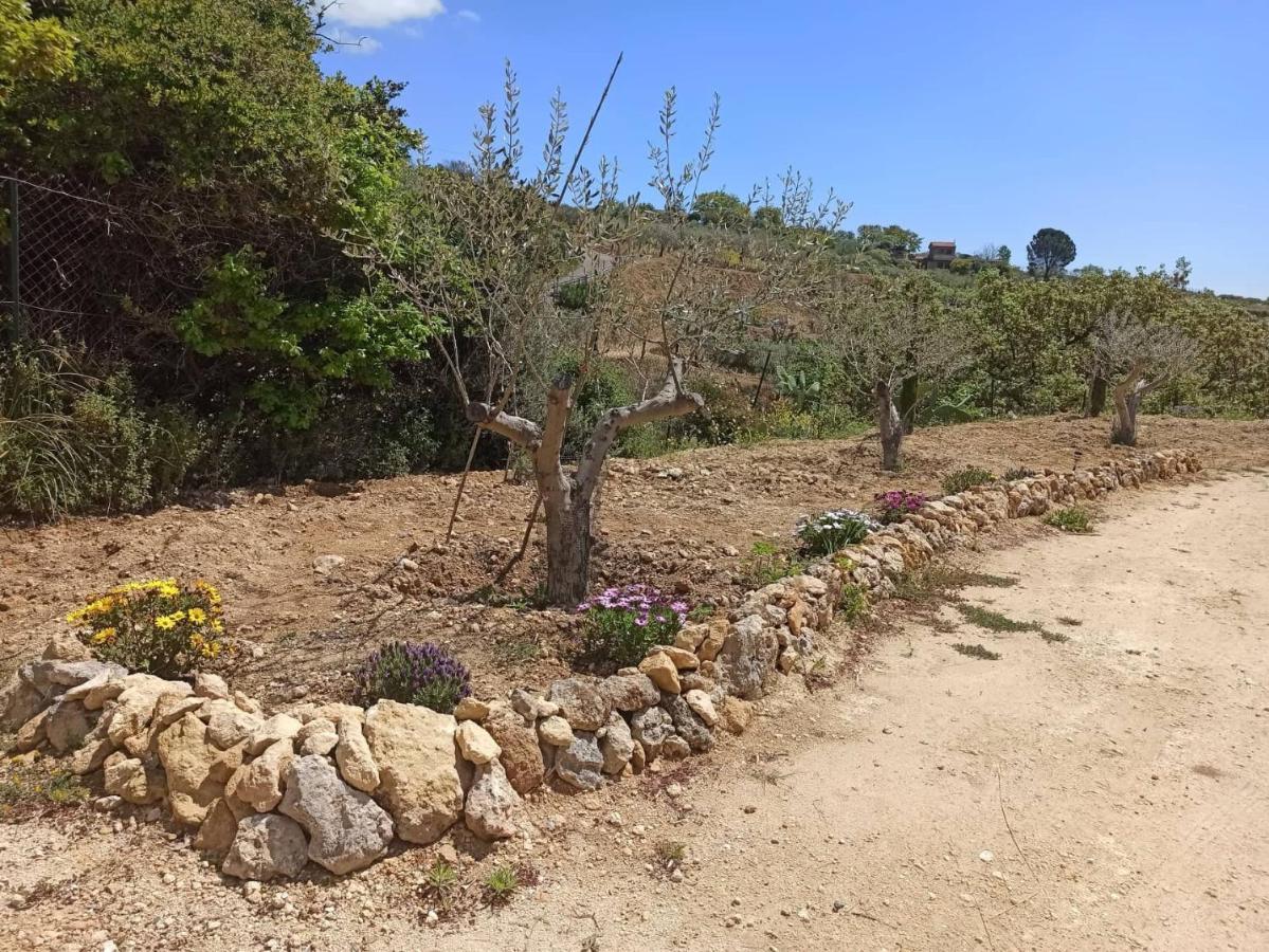 La Casa Dei Sogni Hotel Agira Luaran gambar